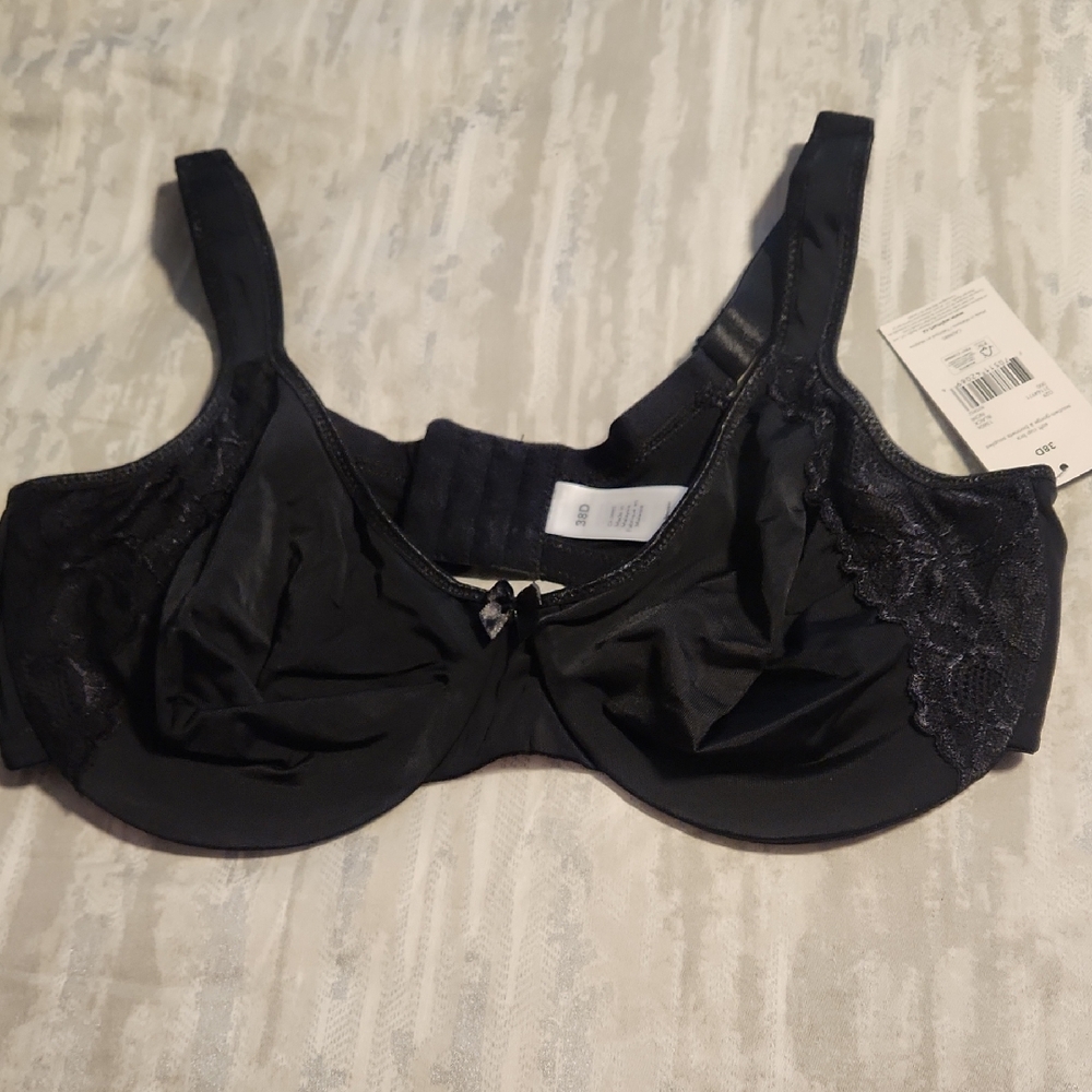 38D Black Full Coverage Lace-Detail Bra